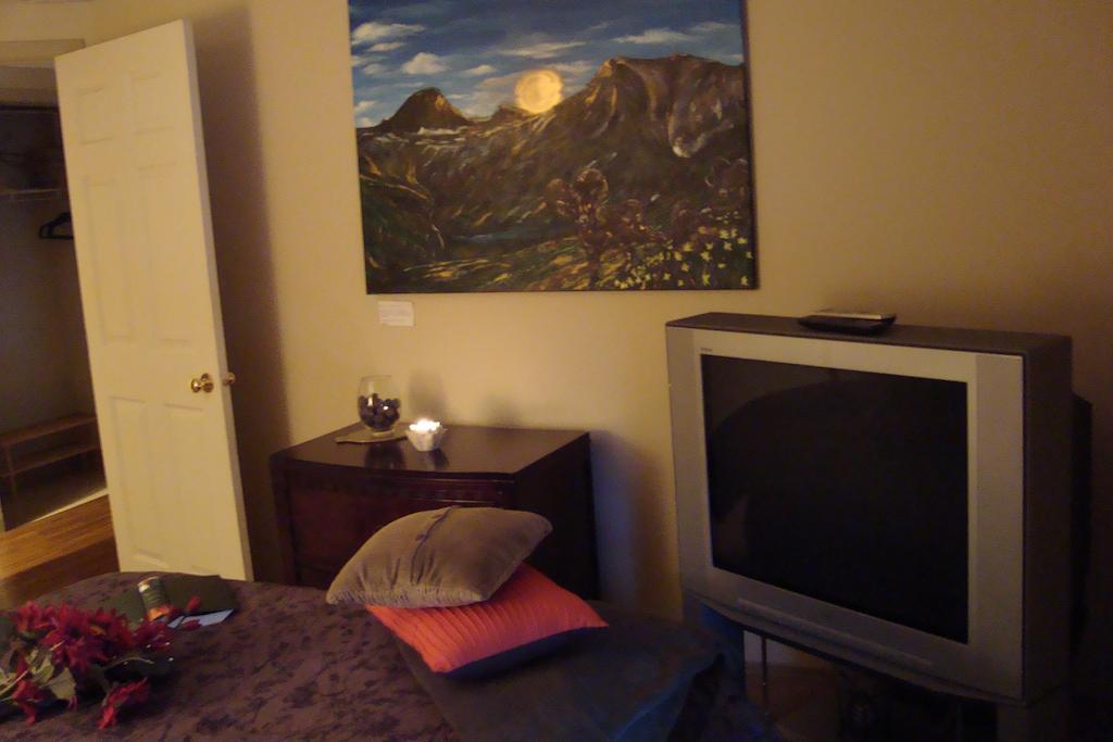 Ypc Fitness & Accomodations Invermere Rum bild